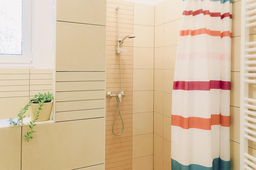 Toldi68 Apartmanház Keszthely Szoba fotó